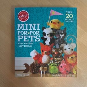 NEW, unopened Mini Pom-Pom Pets Craft Kit